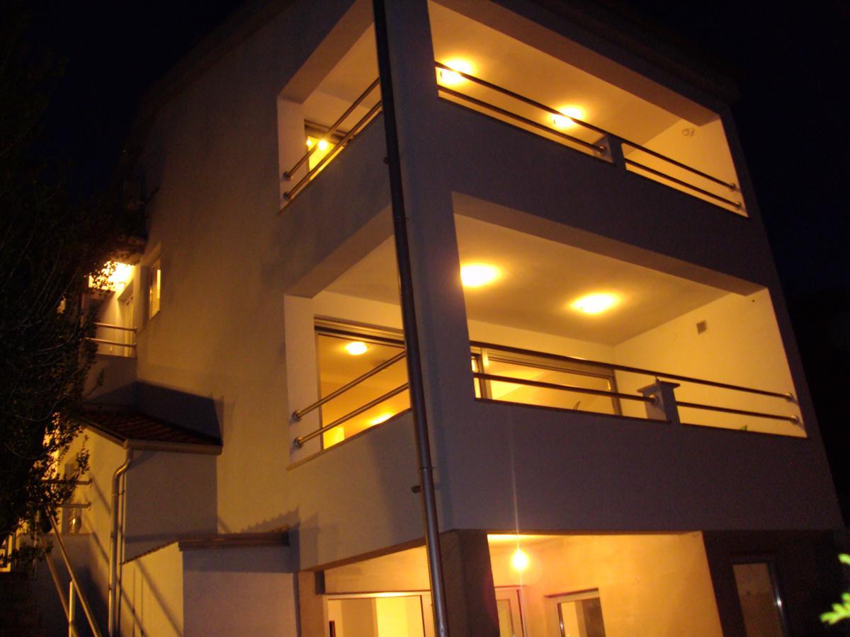 Apartments Vista โนวีวีโนดอลสกี ภายนอก รูปภาพ
